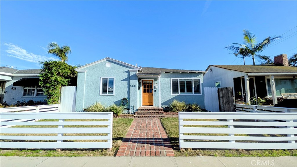216 15th Street, Seal Beach CA 90740 - photo 1