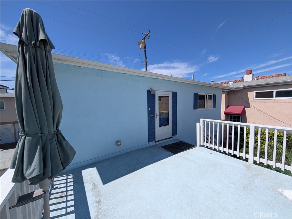 221 8th B, Seal Beach CA 90740 - photo 1