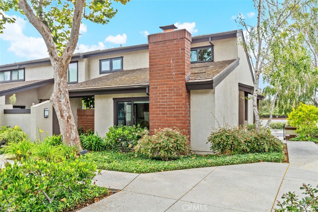 Luxury living at it's finest when you're at the "Old Ranch" Townhomes in Seal Beach! - 270 Old Ranch Road, Seal Beach CA 90740 - photo 1