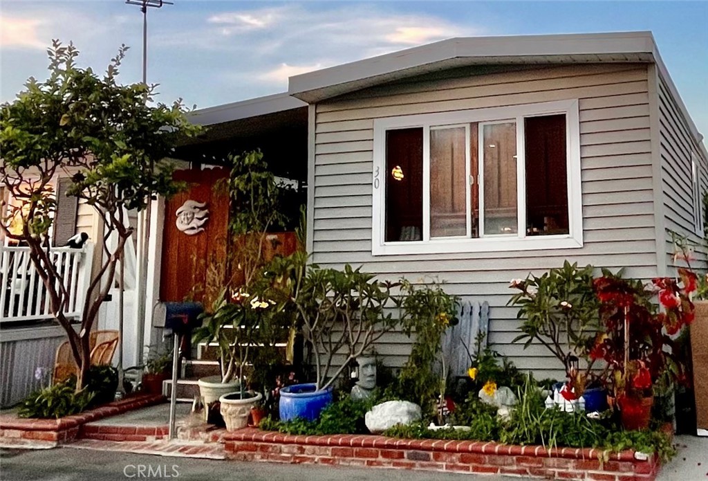 Front of home - 30 Welcome Lane, Seal Beach CA 90740 - photo 1