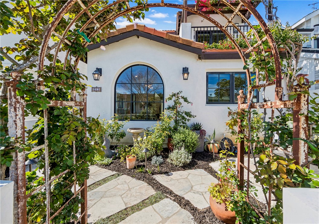 311 16th, Seal Beach CA 90740 - photo 1
