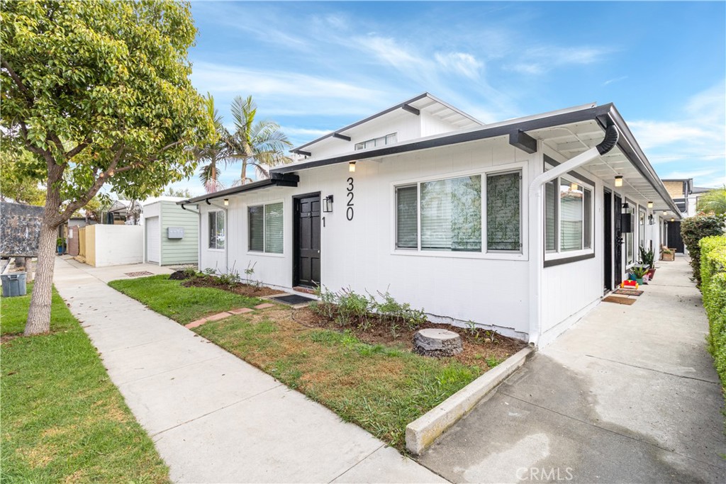 320 7th Street, Seal Beach CA 90740 - photo 1