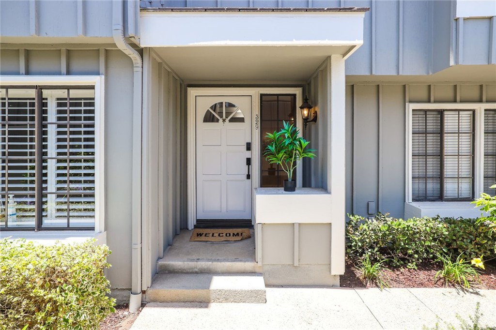 Entrance to 329 Regatta way. - 329 Regatta Way, Seal Beach CA 90740 - photo 1