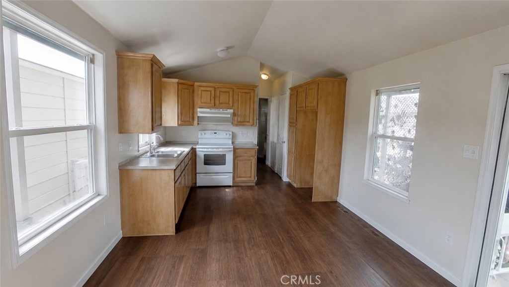 Kitchen open to livingroom - 43 Riversea, Seal Beach CA 90740 - photo 3