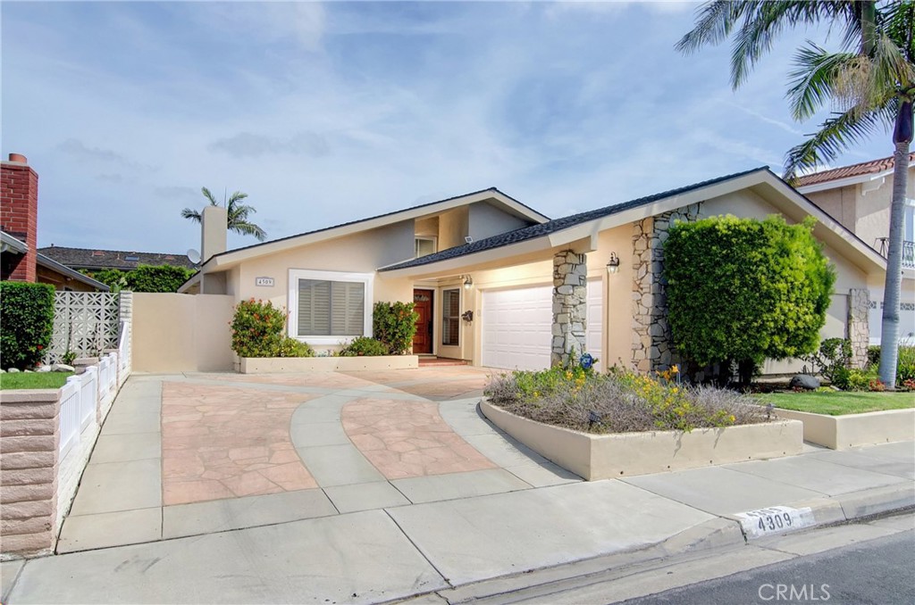 4309 Dogwood Avenue, Seal Beach CA 90740 - photo 1