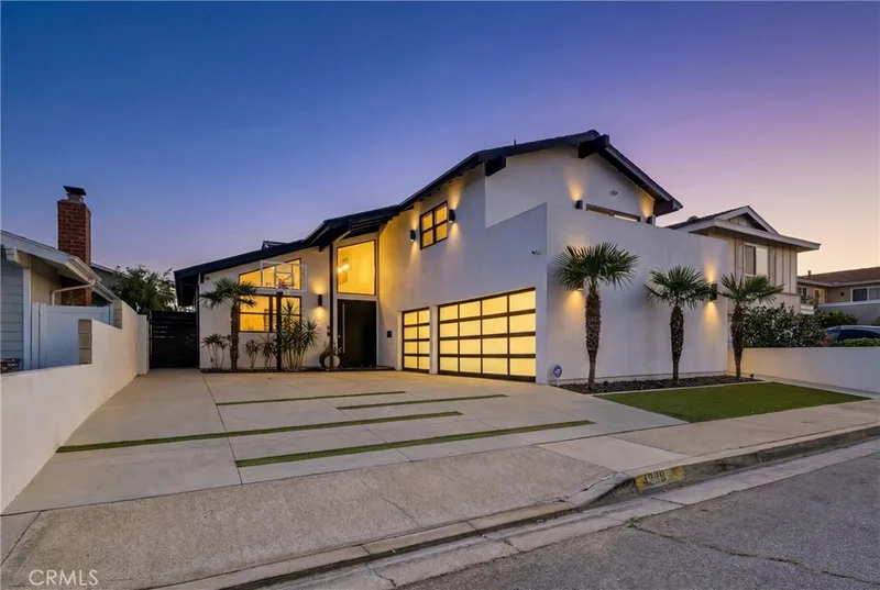 4388 Fir Avenue, Seal Beach, CA 90740