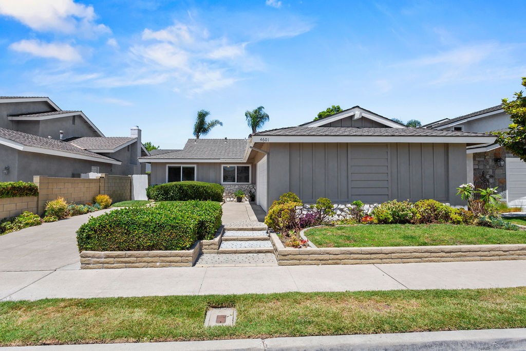 4601 Guava Avenue, Seal Beach CA 90740 - photo 1