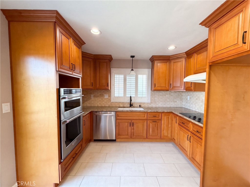 4665 Guava Avenue, Seal Beach CA 90740 - photo 2