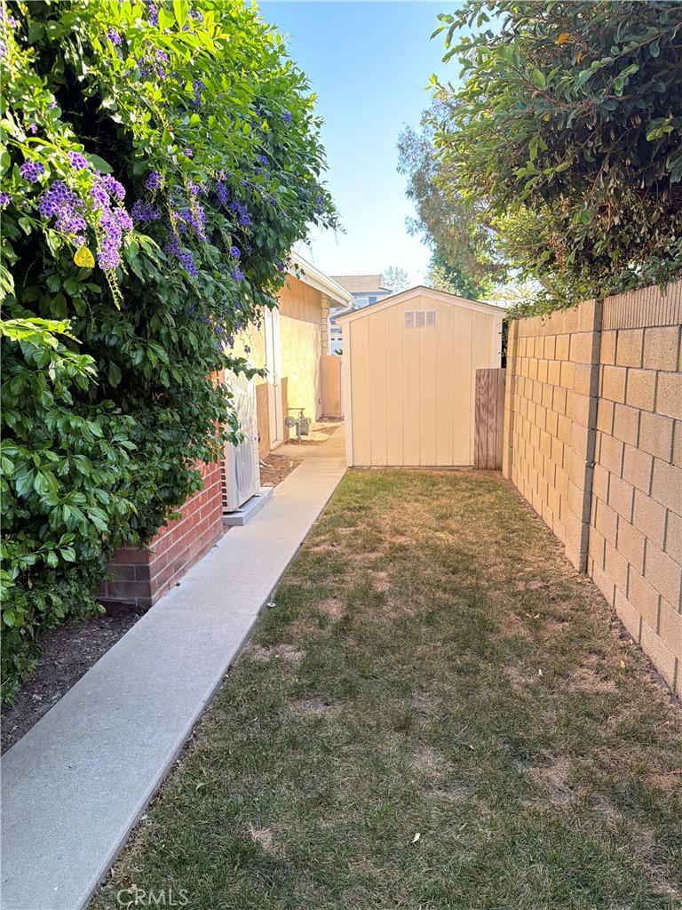 4665 Guava Avenue, Seal Beach CA 90740 - photo 19