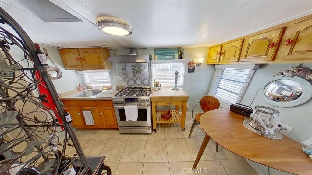 85 Riversea Road, Seal Beach CA 90740 - photo 8