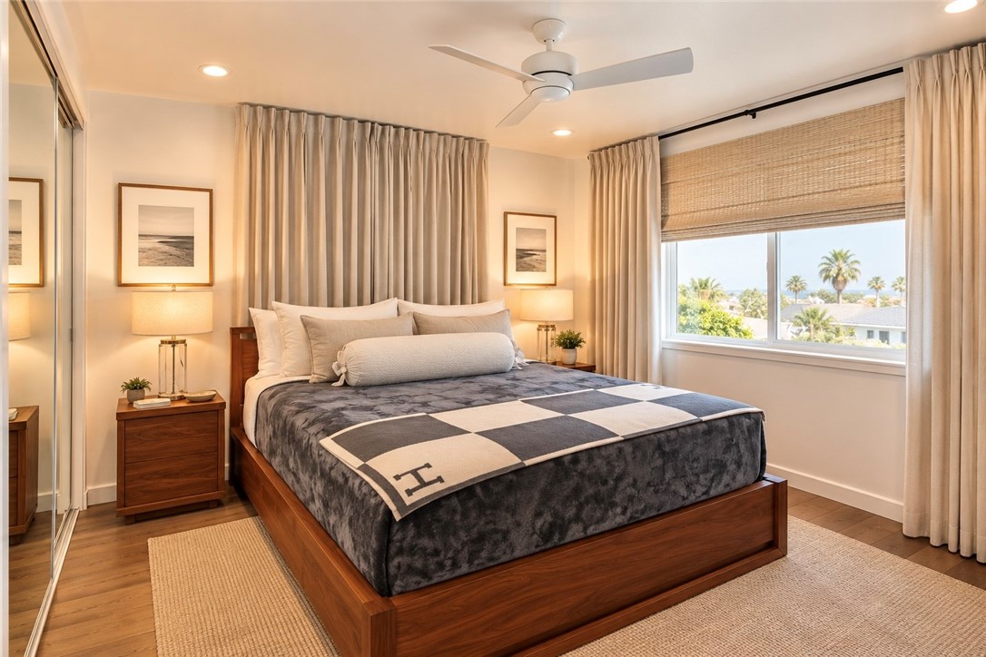 907 Electric, Seal Beach CA 90740 - photo 9