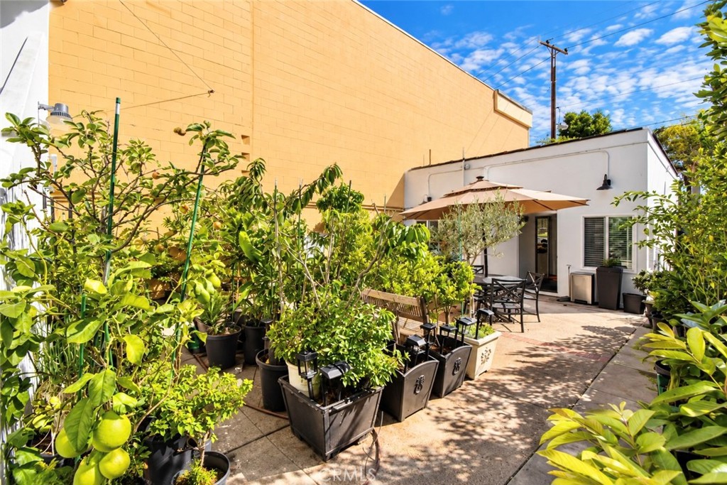 907 Electric, Seal Beach CA 90740 - photo 11