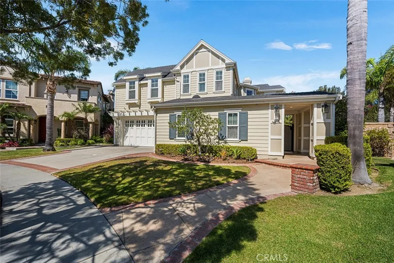 978 Heron Circle, Seal Beach, CA 90740