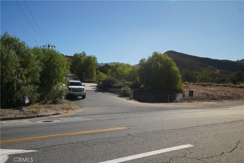 Turn here when Santiago meets Williams Canyon - 16 Williams Canyon, Silverado CA 92676 - photo 7