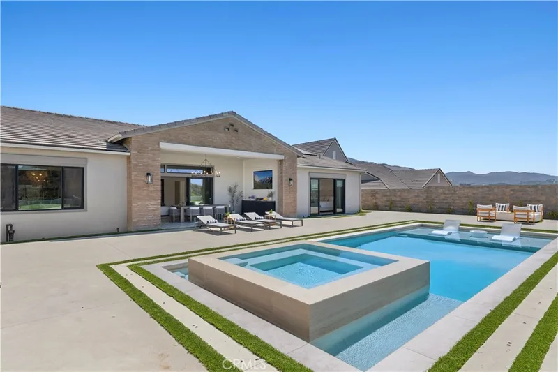 18411 Boulder Bluff, Silverado, CA 92676