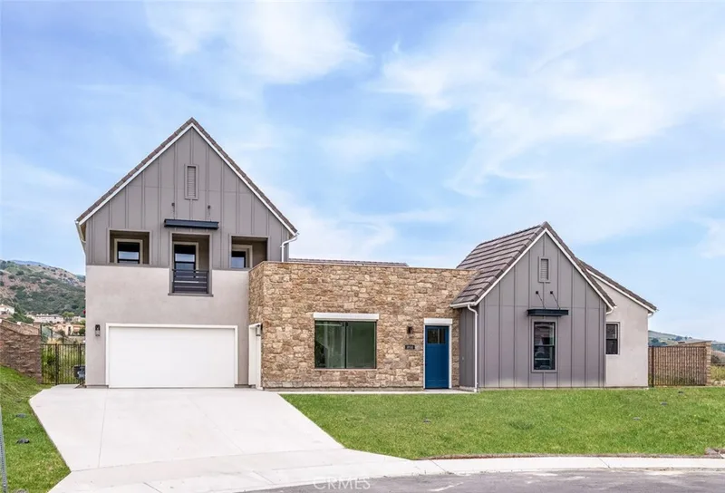 18510 Boulder Bluff, Silverado, CA 92676