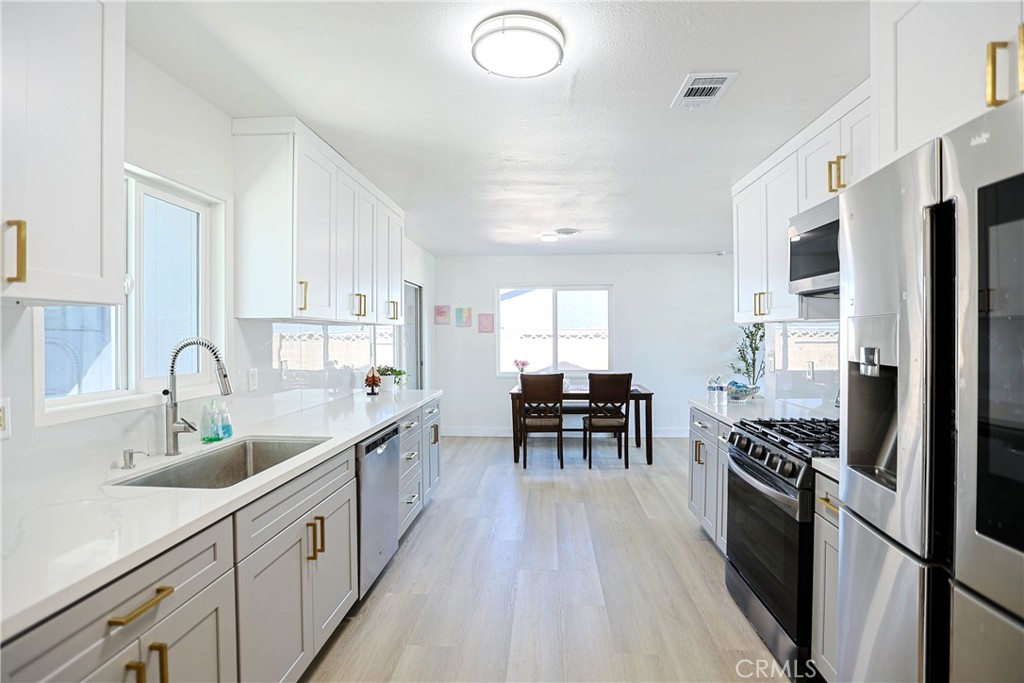 10271 Garrett, Stanton CA 90680 - photo 9