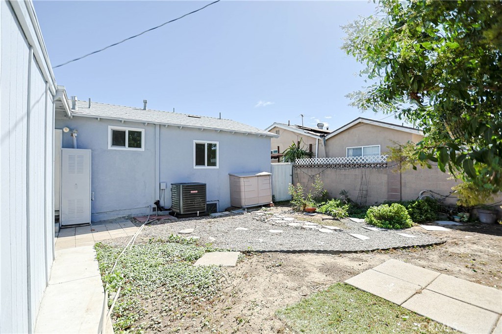 10271 Garrett, Stanton CA 90680 - photo 21