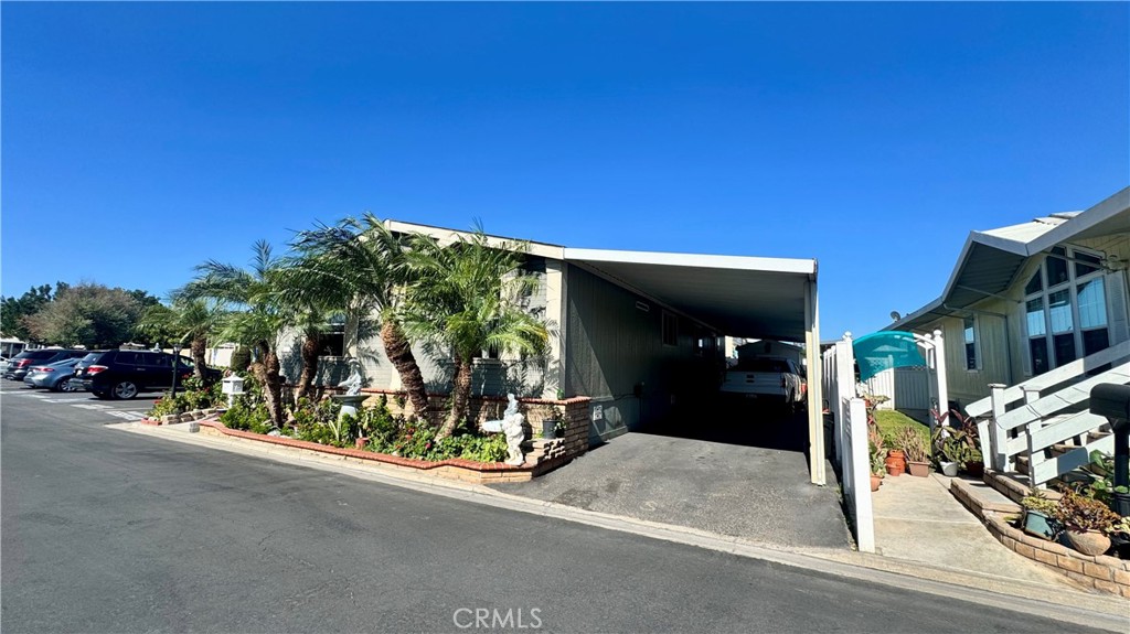 10550 Western 61, Stanton CA 90680 - photo 2