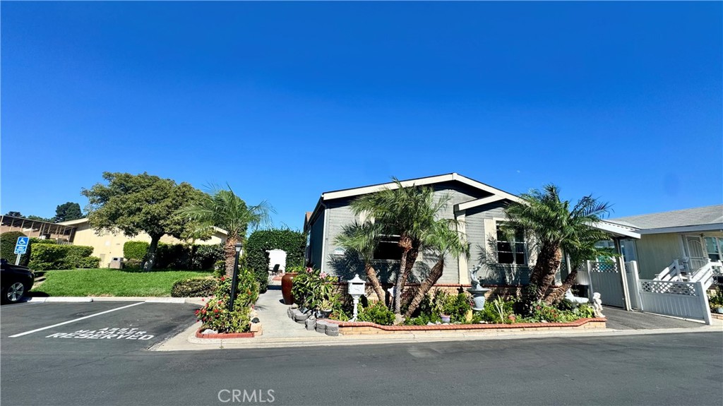 10550 Western 61, Stanton CA 90680 - photo 3