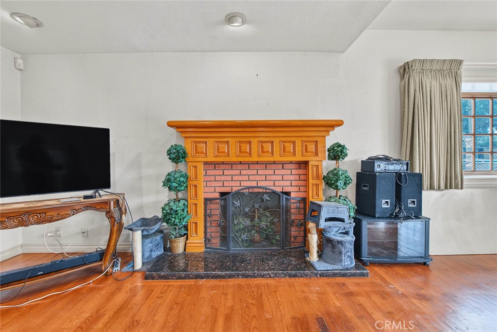 10602 Courson, Stanton CA 90680 - photo 10
