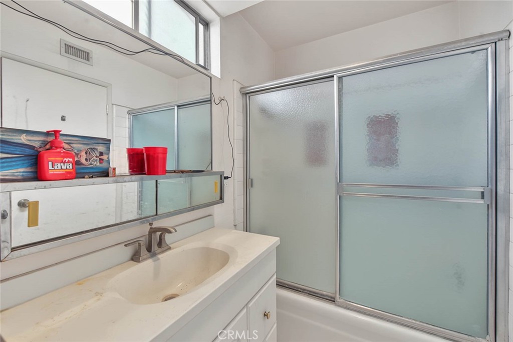 10602 Courson, Stanton CA 90680 - photo 24