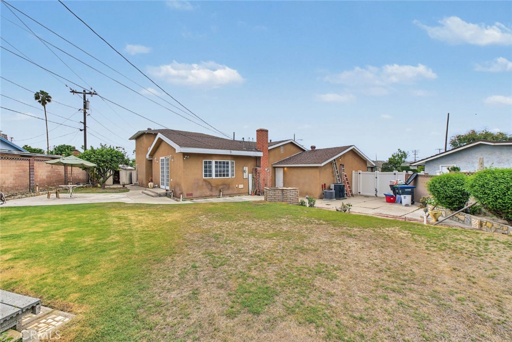 10602 Courson, Stanton CA 90680 - photo 31