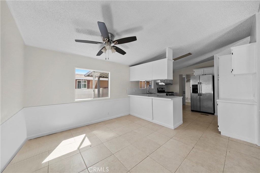 Dining - 10800 Dale 127, Stanton CA 90680 - photo 7