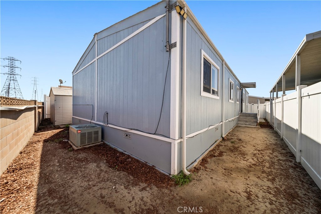 10800 Dale 127, Stanton CA 90680 - photo 29