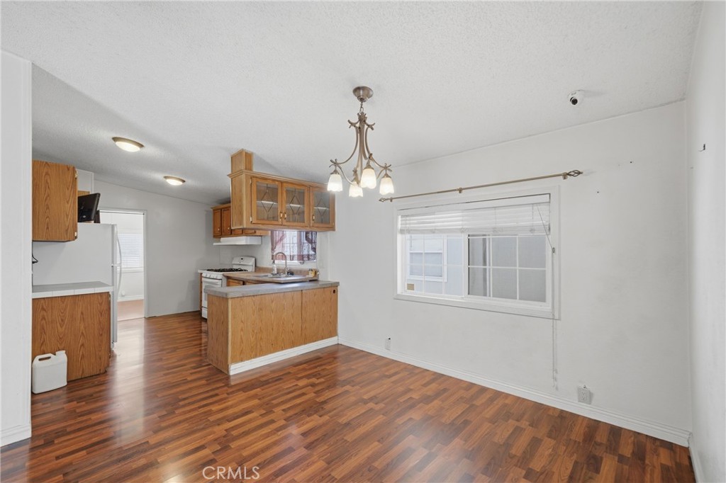 10800 Dale Avenue 215, Stanton CA 90680 - photo 6