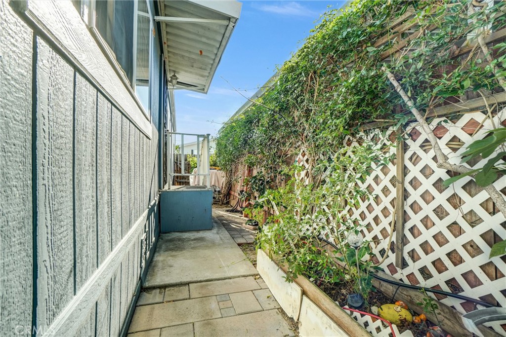 10800 Dale Avenue 415, Stanton CA 90680 - photo 21