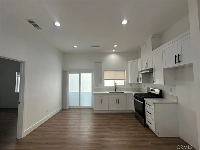10893 Date, Stanton, CA 90680