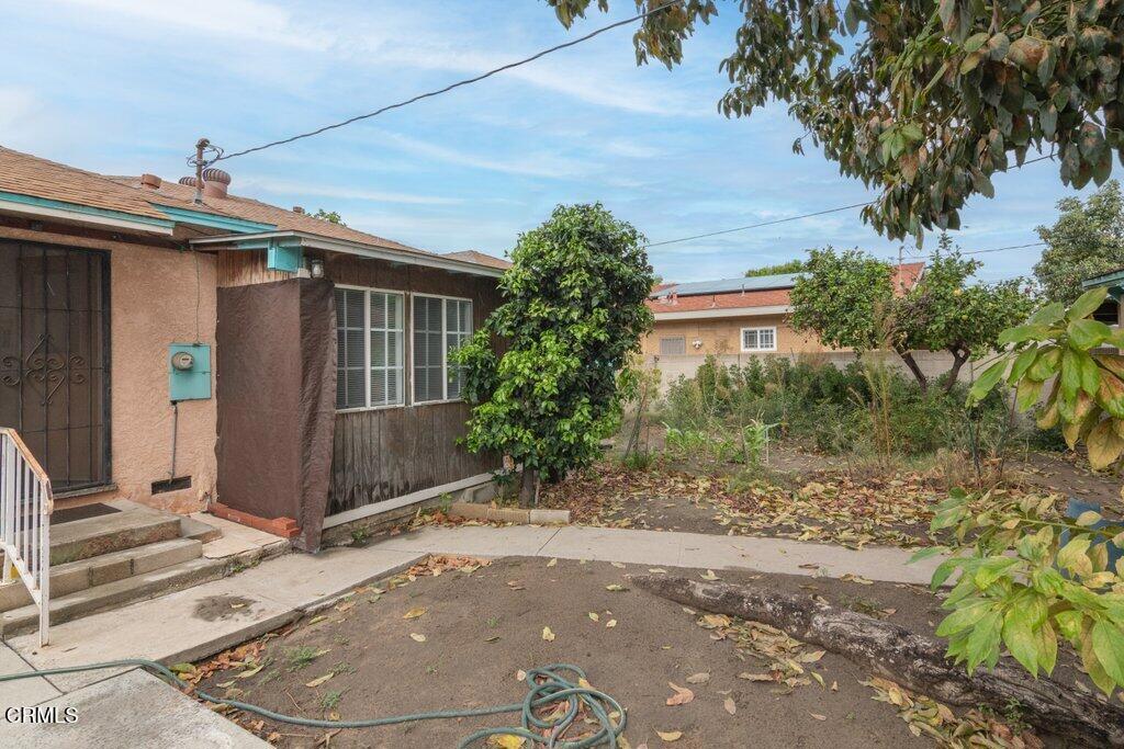 DSC_7999-Edit.jpg-SMALL - 10942 Cedar Street, Stanton CA 90680 - photo 13