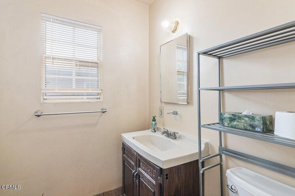 DSC_8013.jpg-SMALL - 10942 Cedar Street, Stanton CA 90680 - photo 7