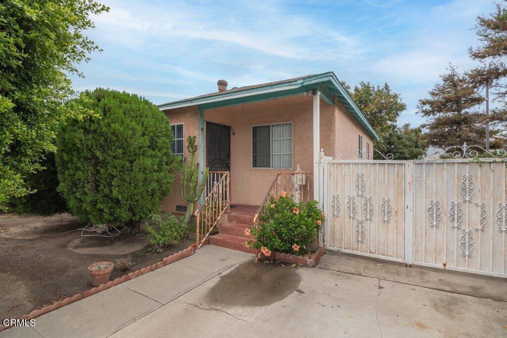 DSC_7988-Edit.jpg-SMALL - 10942 Cedar Street, Stanton CA 90680 - photo 22