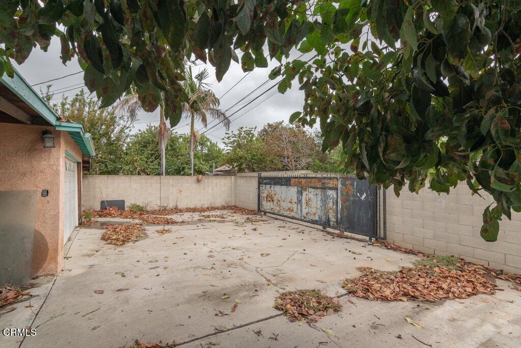 DSC_7995.jpg-SMALL - 10942 Cedar Street, Stanton CA 90680 - photo 26