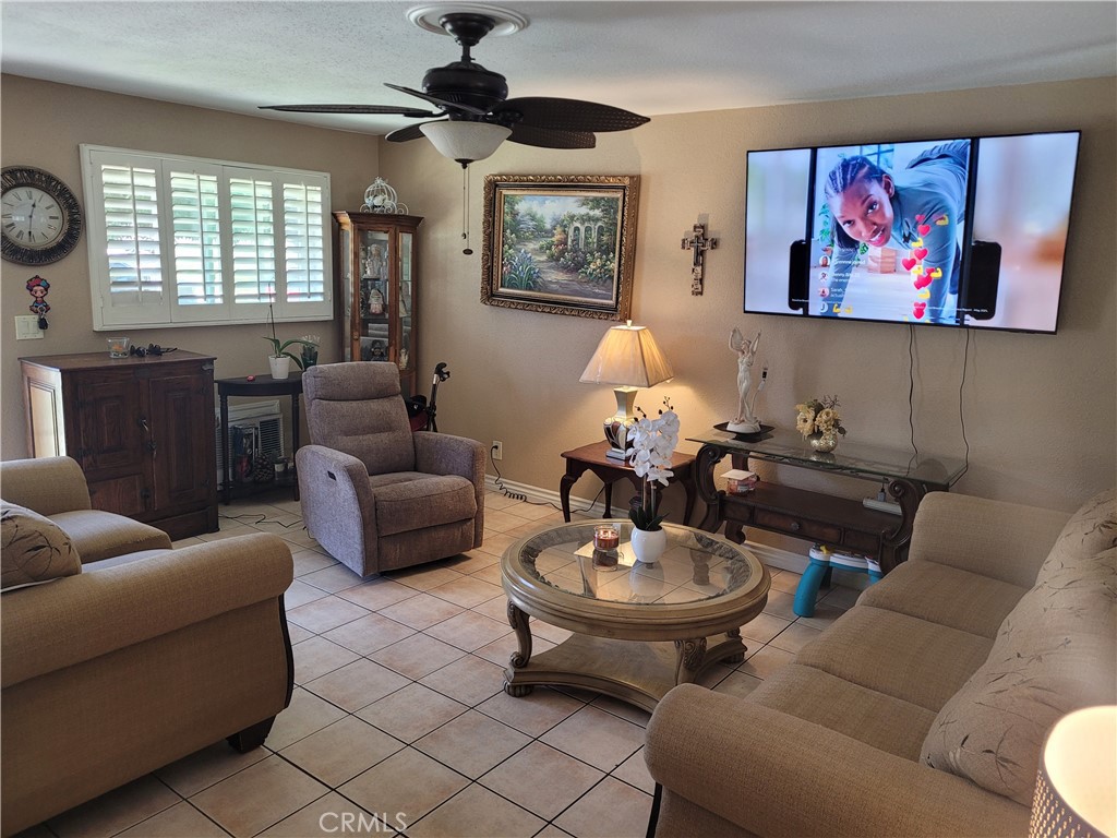 11063 Kibbins, Stanton CA 90680 - photo 4