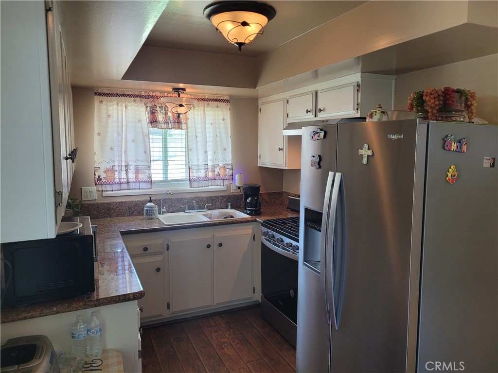 11063 Kibbins, Stanton CA 90680 - photo 5