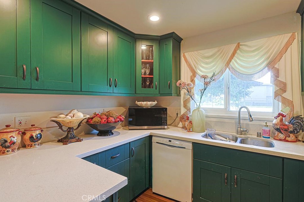 11077 Robinson, Stanton CA 90680 - photo 24