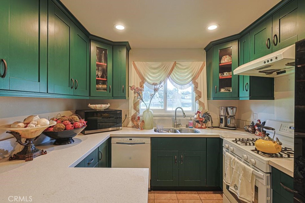 11077 Robinson, Stanton CA 90680 - photo 25