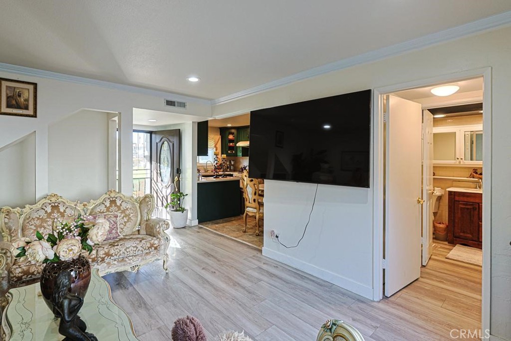 11077 Robinson, Stanton CA 90680 - photo 27