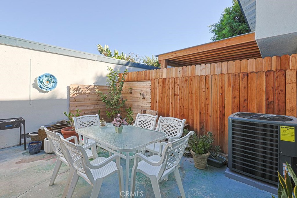 11077 Robinson, Stanton CA 90680 - photo 32