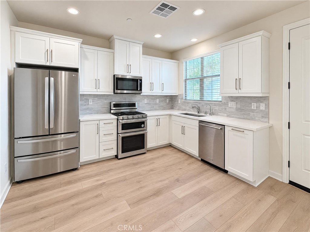 125 Lantana, Stanton CA 90680 - photo 3