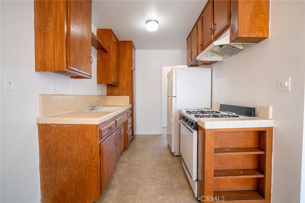 12561 Camus Lane, Stanton CA 92841 - photo 8