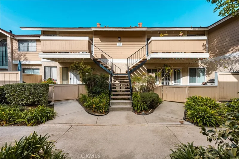 12620 Briarglen Loop B, Stanton, CA 90680