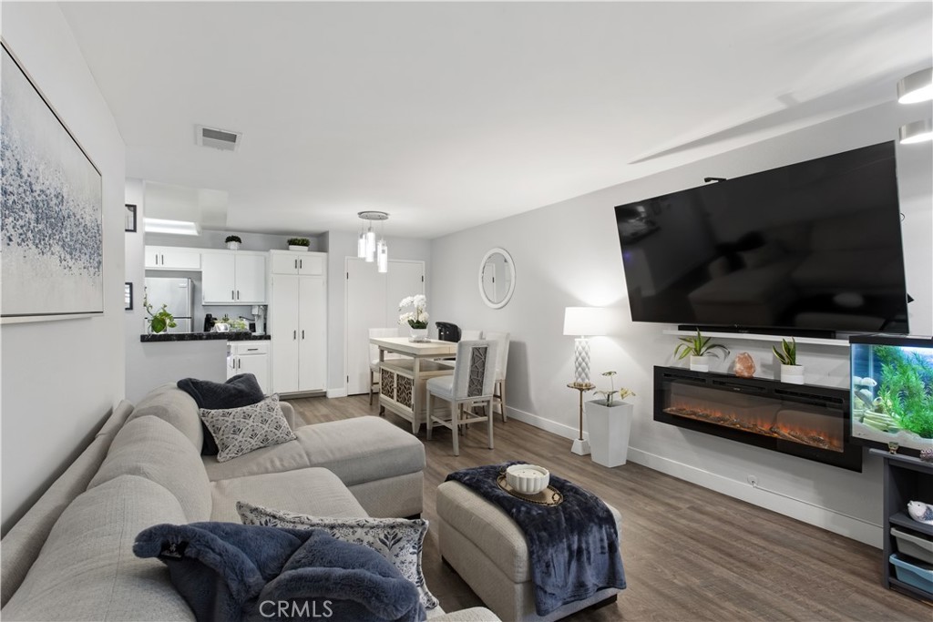 12655 Glendale Circle E, Stanton CA 90680 - photo 4