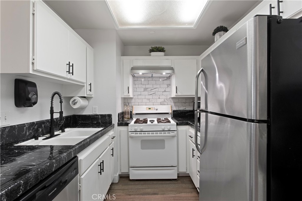 12655 Glendale Circle E, Stanton CA 90680 - photo 13