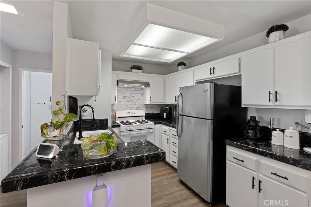 12655 Glendale Circle E, Stanton CA 90680 - photo 14