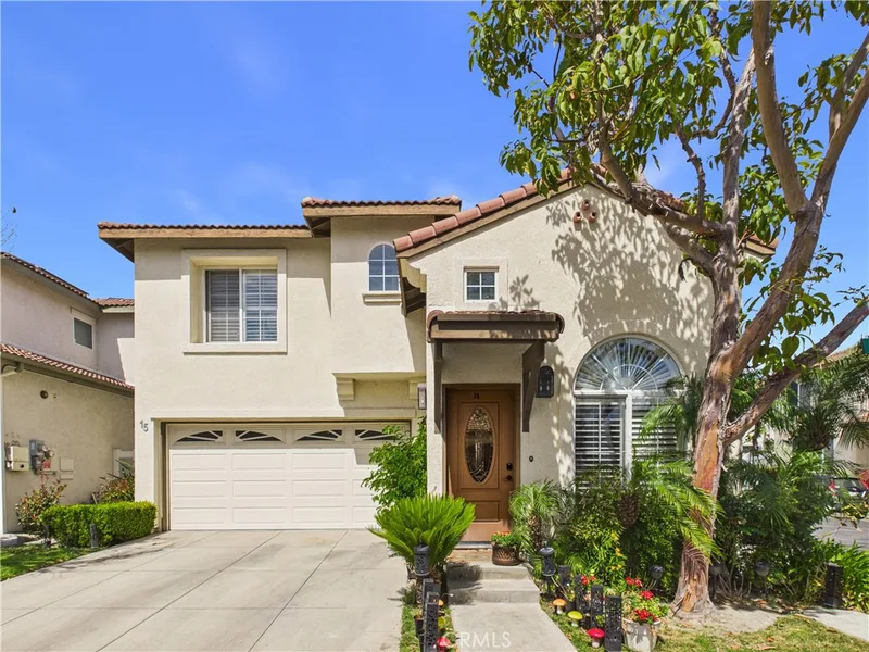 15 Redwood Court, Stanton, CA 90680