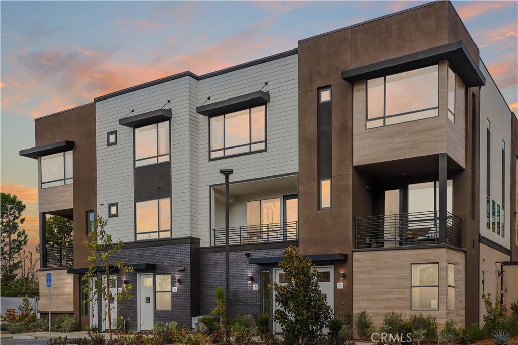 previous model building - 19 Bigsby Drive, Stanton CA 90680 - photo 2